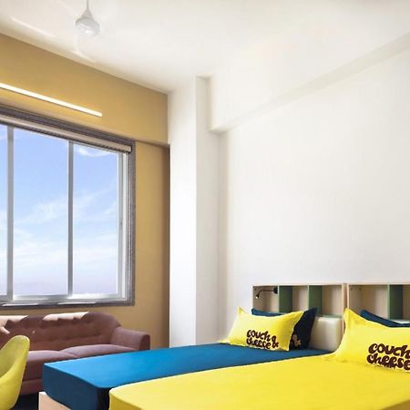 Couch & Cheese Homestel The Most Luxurious Hostel For Working Professionals & Students Пюн Екстериор снимка